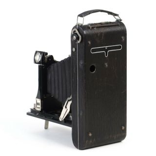 •2C Autographic Kodak Special Model - A w/ Kodamatic Shutter and f6.  3 152mm Lens 3