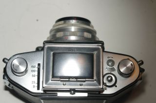 IHAGEE DRESDEN 35mm camera EXA model EXaKTA w lens E.  LUDWIG MERITAR 50mm F/2.  9 2