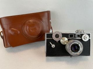 Vintage Argus Cintar Camera F3.  5 50mm Lens With Leather Case