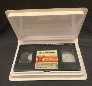 Vintage Old Yeller Clam Shell VHS Rare 3