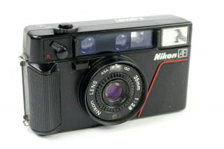 Nikon L35af 35mm Point And Shoot Camera