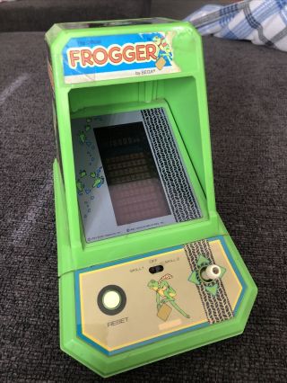 Vintage 1981 Coleco Frogger Table Top Arcade Game
