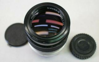 Vintage Nikon Nikkor - Q Auto 1:2.  8 135mm Camera Lens W/ End Caps - Japan
