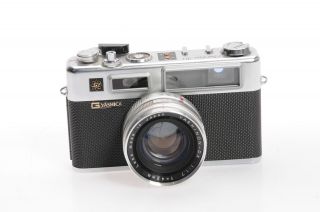Yashica Electro 35 Rangefinder Film Camera W/45mm F1.  7 Lens 910