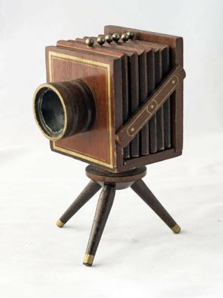 Vintage Wooden Coaster Set Holder Looks Like View Camera On Tripod