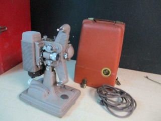 Vintage 8 Mm Revere Model 85 Film Projector W/ Case