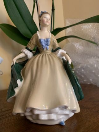 Large Vintage Royal Doulton Hn2264 Elegence Lady Figurine Porcelain Figure