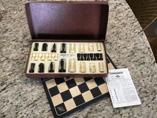 Vintage E.  S.  Lowe Magnetic Travel Staunton Chess Set Game Leatherette Board Box
