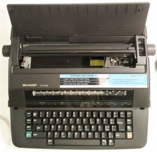Vintage Sharp Pa - 3100 Ii Portable Electric Intelliwriter Typewriter Auto Correct