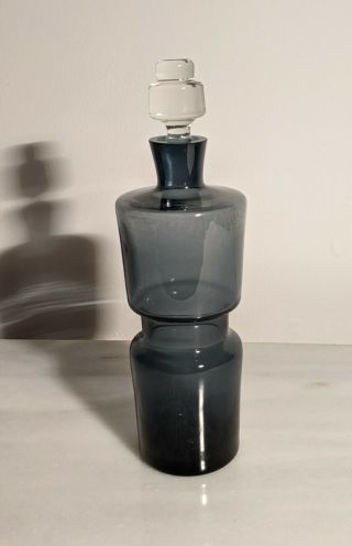 vintage mid century modern MCM DECANTER BOTTLE w/stopper blue smoke glass 2