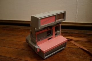Vintage Polaroid 600 Cool Cam Instant Land Camera Pink & Gray