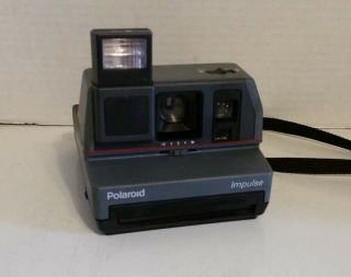 Vintage Polaroid Impulse Instant Film Camera 600 Auto Focus Flash