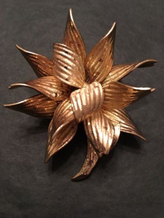 Vintage Grosse Germany 1966 Large 3d Figural Flower Brooch Pin Gold Tone Jewelry