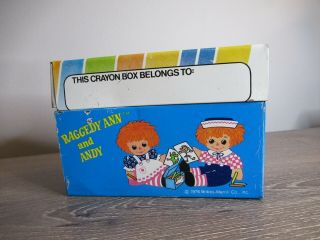 Vintage 1974 Chein Raggedy Ann And Andy Metal Tin Crayon Craft Box Toy