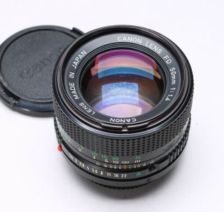 Canon Lens Fd 50mm F/1.  4 Fast Prime Lens No.  792818,  Caps - Fungus