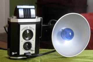 1940s Kodak Brownie Reflex Synchro Camera with Instructions and Flash in Boxes 2