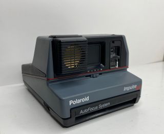 Vintage Polaroid Gray Impulse Autofocus 600 Film Camera Portable 1980s 2