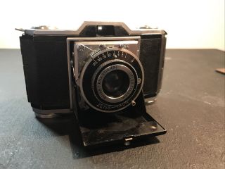 Zeiss Ikon Ikonta 522/24 35mm Film Camera,  Novar 4.  5cm F/3.  5 Lens