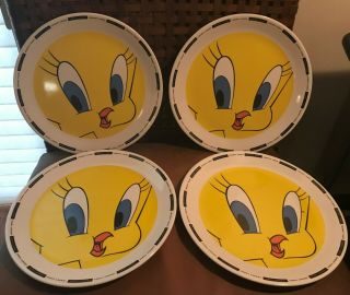 Vintage Set Of Four (4) Zak Designs Looney Tunes Tweety Bird Plastic Plates 10 "