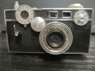 Vintage Argus C3 Rangefinder 35mm Camera With F/3.  5 50mm Cintar Lens