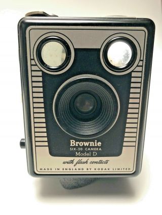 Vintage Kodak Brownie Six - 20 Model D Camera - 620 Film