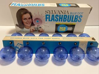 Vintage Box Of 12 Sylvania Flashbulbs Blue Dot Press 25b 12 Bulbs In Pack