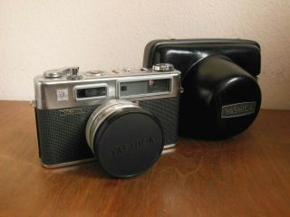 Yashica Electro 35 Rangefinder Camera & Ever - Ready Case