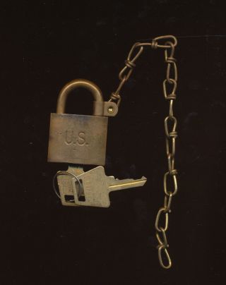 B34 - Vintage Brass American Lock Co U.  S.  Lock With Chain & 2 Keys,  Good