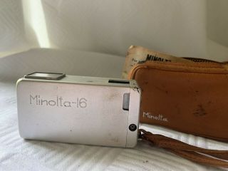Vintage Minolta 16 - Ii Spy Camera Silver Color Sub - Miniature Camera Brown Case