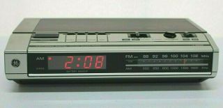General Electric Vintage Clock Radio Model 7 - 4634b - Woodgrain