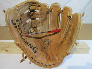 Vintage Spalding Model 42 - 5375 Carl Yastrzemski Leather Baseball Glove Mitt.  Rht