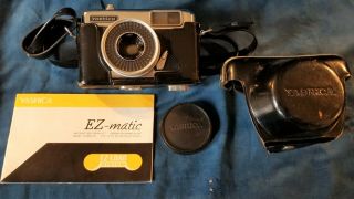 Yashica Ez - Matic 126 Film Camera Yashinon F2.  7 37mm Lens With Leather Case