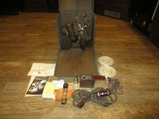 Vintage Bell & Howell Filmo 8mm Movie Film Projector Model 122 - A Case,