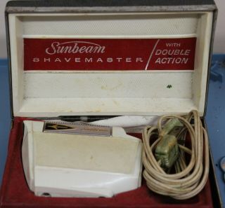 Vintage Sunbeam Shavemaster Model 777 Shaver With Case