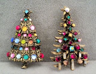 2 Vintage Hollycraft Christmas Tree Brooch Sparkly Rhinestones - Estate Find