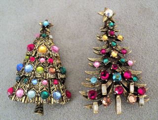 2 Vintage HOLLYCRAFT CHRISTMAS TREE BROOCH Sparkly Rhinestones - Estate Find 2