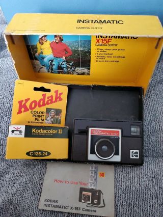 Vintage Kodak Instamatic X - 15f Point & Shoot With Kodacolor Ii C126 - 24 Film