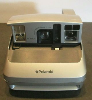 Polaroid One 600 Instant Camera 100mm With Built In Flash
