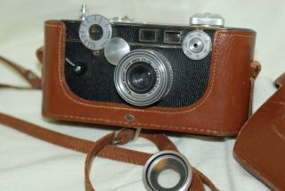 Vintage Argus C3 " The Brick " 35mm Range Finder Camera With Case