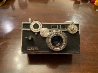 Vintage Argus 50mm Camera With Leather Case.