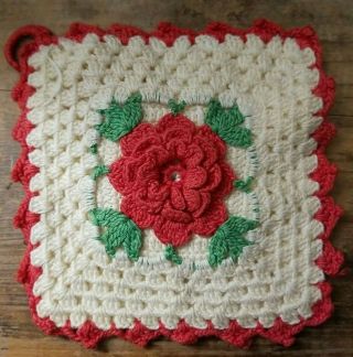 Vtg Handmade Crochet Potholder/ Hot Pad / Trivet Red Floral Rose Poinsettia 5 "