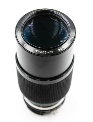 Nikon Zoom - Nikkor 80 - 200mm 1:4.  5 Ai (nikon F Mount)