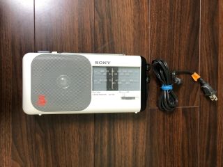 Vintage Sony Icf - 760 Portable 2 Band Am Fm Radio Receiver W/ Power Cord