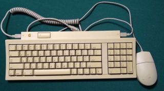 Apple Ii Adb Keyboard Mo487 With Mouse Ii M2706 And Adb Cable