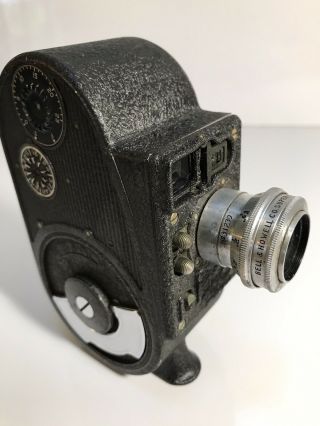 1930’s Or ‘40’s Bell & Howell “filmo Sportster Double Run Eight” Movie Camera.