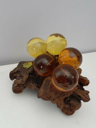 Vintage Lucite Glass Acrylic Grape Cluster On Driftwood Amber Yellow