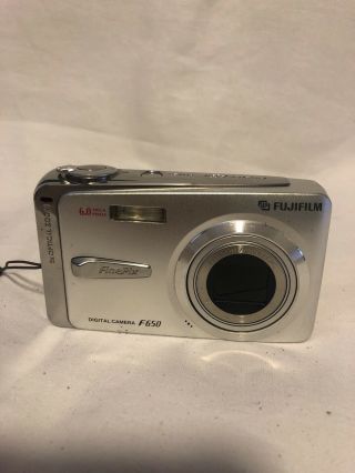 Fujifilm F650 Vintage Digital Camera 6.  0 Mgp Finepix Video 2
