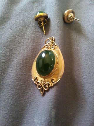 Vintage Jade Pin Or Pendant And Earrings Set