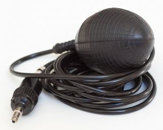 Pneumatic shutter release cable,  7ft | rubber bulb 2