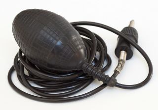Pneumatic shutter release cable,  7ft | rubber bulb 3